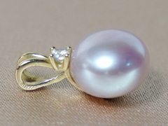 Prívesok s perlou BC026WBP-L BC026YBP-L-1.JPG BC026WBP-L