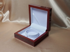 Drevená krabička na náramok DK03X Drevená krabička na náramok DK03X-1.JPG DK03X