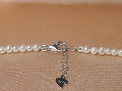 Perlový náhrdelník pravé sladkovodné perly 3 mm NRSN3035AA+wJ Náhrdelník sladkovodné perly ORSN3035 uzáver.jpg NRSN3035AA+wJ