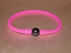 Perlový náramok na leto čierna perla SPB001FB Perlový náramok SPB001FB neónovoružový.jpg SPB001FB