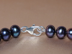 Perlový náramok čierne riečne perly NRSB7585AAAbAE Perlový náramok čierne riečne perly NRSB7585AAAbAE.2.JPG NRSB7585AAAbAE