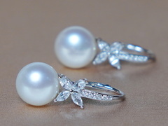 Strieborné náušnice s perlami a zirkónmi PE8035SH.2.JPG PE8035SH