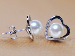 Set šperkov z riečnych perál WW014WS-FW Zlaté napichovacie náušnice s riečnou perlou WW014WE-FW.JPG WW014WS-FW