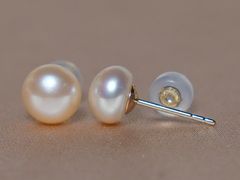 Zlaté napichovacie perlové náušnice PSE14YG Zlaté napichovacie perlové náušnice PSE14YG.2.JPG PSE14YG