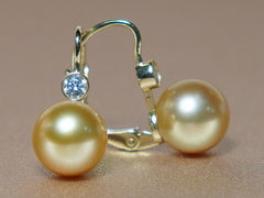 Zlaté náušnice 14K s perlou Južného Pacifiku DS222YE-G Zlaté náušnice 14K s perlami Južného Pacifiku DS222YE-G.1.JPG DS222YE-G