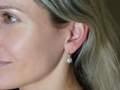 Zlaté náušnice 14K s perlami Južného Pacifiku BC022YE-W Zlaté náušnice 14K s perlou Južného Pacifiku BC022YE-W.1.JPG BC022YE-W