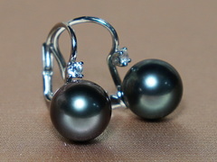 Zlaté náušnice 14K s pravou tahitskou perlou BC022WE-T Zlaté náušnice s pravou tahitskou perlou BC022WE-T.1.JPG BC022WE-T