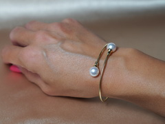 Zlatý náramok 18 kt. s perlami Južného Pacifiku WPB100y-B Zlatý náramok 18 kt. s perlami Južného Pacifiku WPB100y-B.1.JPG WPB100y-B