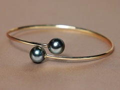 Zlatý náramok 18K s tahitskými perlami AAA WW08YB-TT Zlatý perlový náramok WW08YB-TT.JPG WW08YB-TT