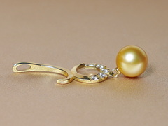 Zlatý prívesok 14K s perlou Južného Pacifiku a briliantmi BC03YP-G Zlatý prívesok s perlou Južného Pacifiku BC03YP-G.2.JPG BC03YP-G