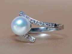 Zlatý prsteň s perlou BC029WFR-W Zlatý prsteň s perlou BC029WFR-W-1.JPG BC029WFR-W