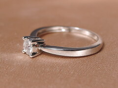 Zlatý zásnubný prsteň M434RJ Zlatý zásnubný prsteň M434RJ 2.jpg M434RJ