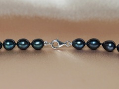 Perlový náhrdelník OSN08AA+bG perlovy nahrdelnik OSN08AA+bG uzáver.JPG OSN08AA+bG