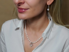 Personalizovaný perlový náhrdelník PS014 perlový personalizovaný náhrdelník labka.JPG PS014