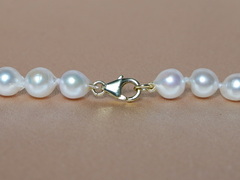 Perlový náhrdelník japonské akoya perly AA APN7580AAC perlový uzáver APN7580AAC.JPG APN7580AAC